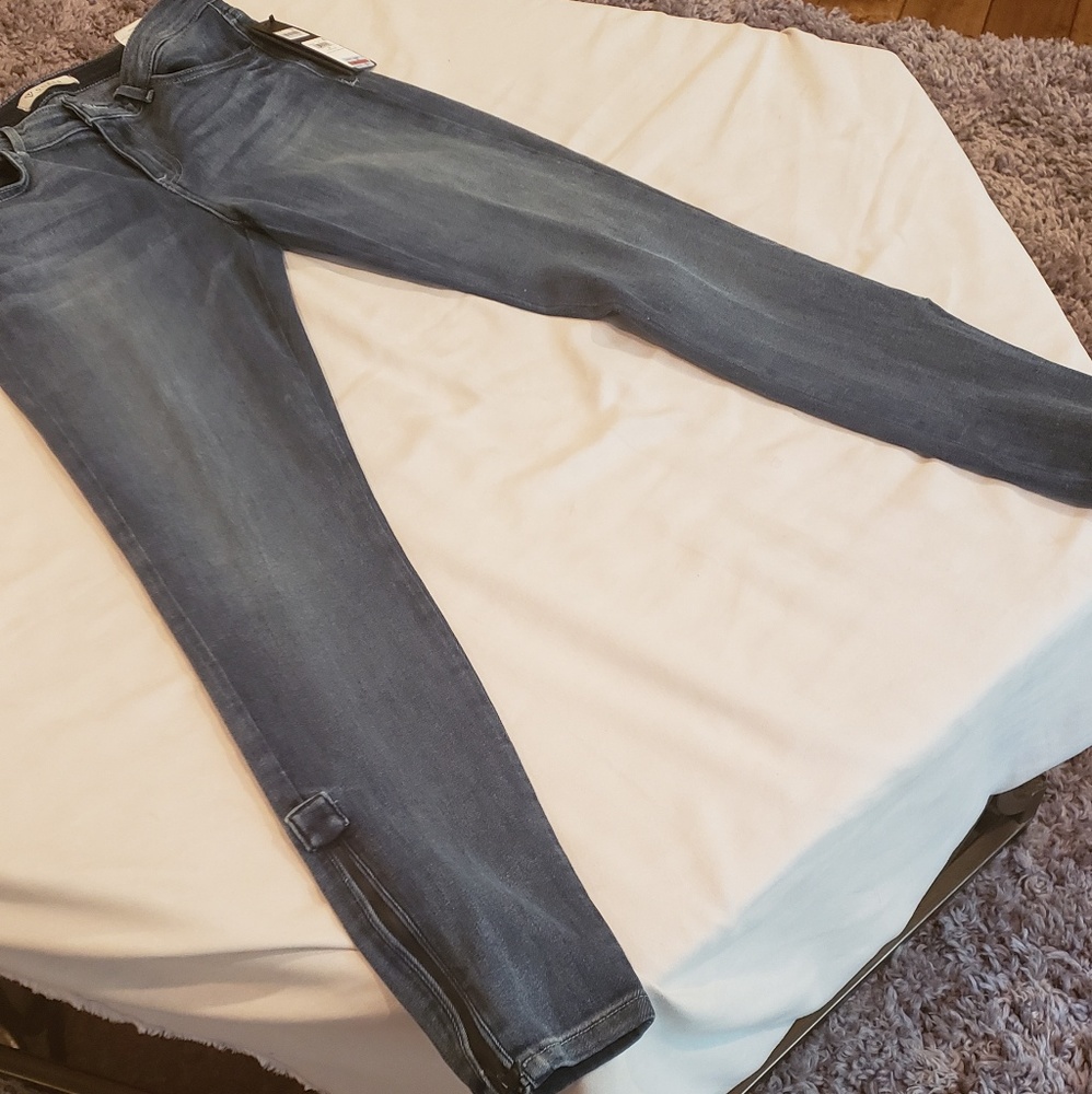 GUESS JEANS - Picture 4 of 6